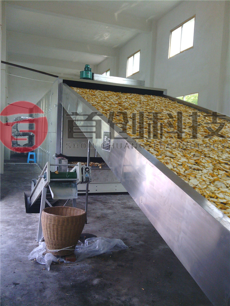 連續式茶樹(shù)菇干燥機.jpg 連續式茶樹(shù)菇干燥機.jpg